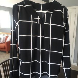 Black and white plaid tunic blouse